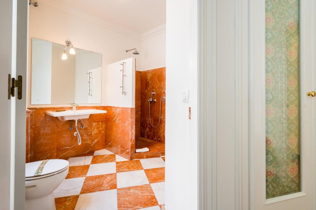 Apartamento Amplio Y Luminoso-2D 2B-Triana Sevilla Exterior foto